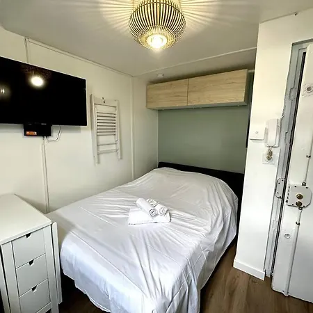 Apartment Petit Nid En Centre Noisy-le-Sec